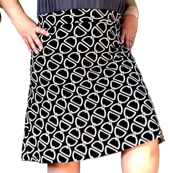 WHITE HOUSE BLACK MARKET Chain Black White A Line Career Business Skirt Medium - Picture 1 of 14